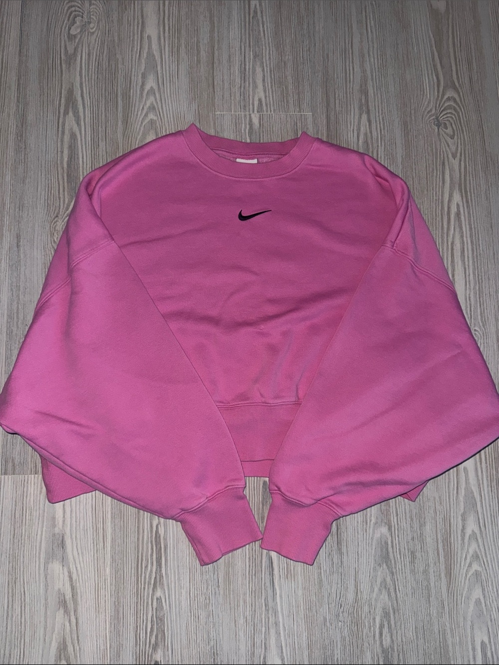 Nike Pink Cropped oversized Crewneck Sweatshirt with Black Swoosh Sz M